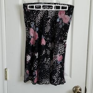 A-line knee length lined skirt with ruffle hem